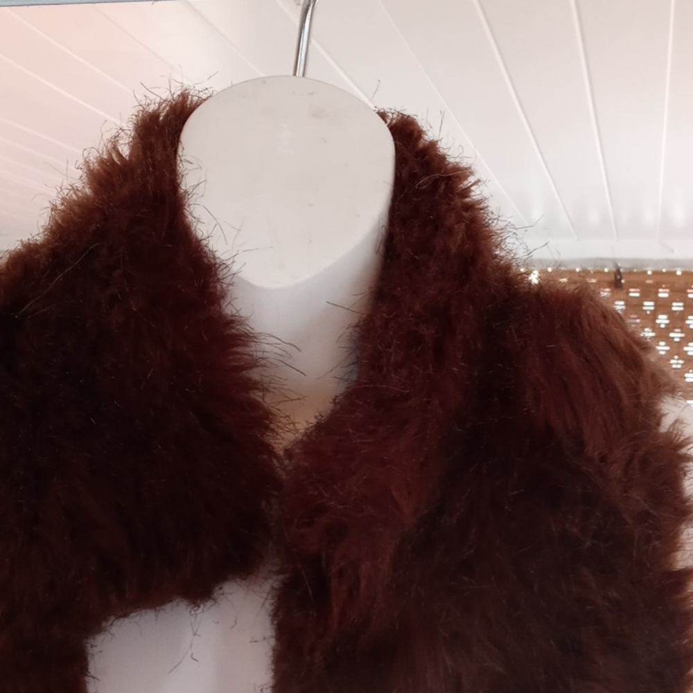Vest - Picture 3 of 5